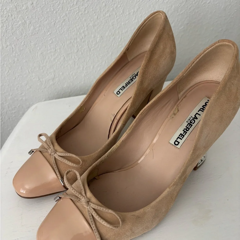 Karl Lagerfeld Naves Cap Round Toe Bow Block Heel Pearls Suede Nude Pumps